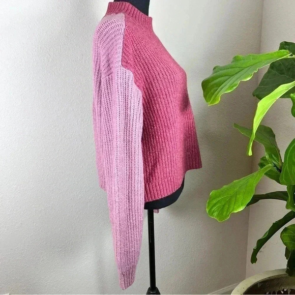 Van’s Women’s Pullover Sweater Jumper Comfortable Fit Size Medium Pink - Picture 5 of 12